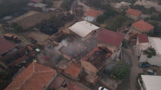 Çanakkale’de başlayan yangın felaketinden etkilenen Yağcılar Köyü’ndeki bilanço yeni günle birlikte ortaya çıktı.