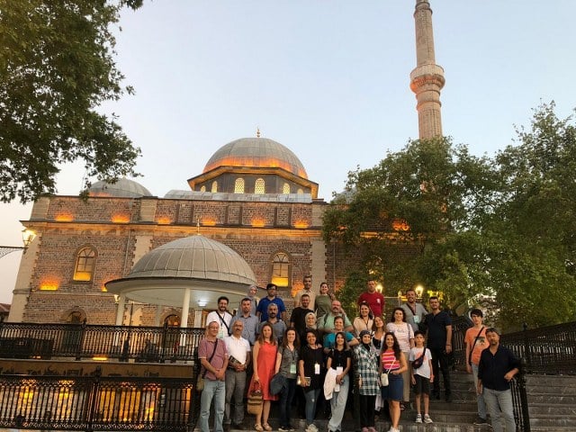 Tübitak tarafından desteklenen “Coğrafya Eğitiminde Yeni Yaklaşımlar ve Alan Yazına Katkılar-2” projesine katılan araştırmacılara Balıkesir Büyükşehir Belediyesi bir şehir turu düzenlendi.