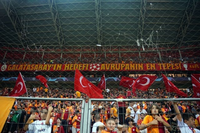 Galatasaray - Molde arasında Rams Park’ta oynanan karşılaşmaya 47 bin 845 seyirci katıldı.