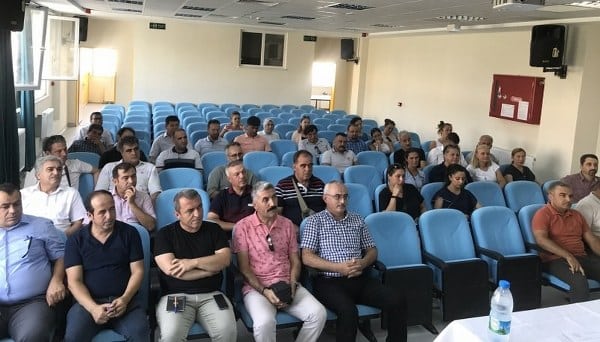 Burhaniye Kaymakamı İlyas Memiş, 2023-2024 Eğitim Öğretim Yılı değerlendirme toplantısında okul müdürleriyle bir araya geldi. Hacı Mehmet Fevzi Köylü Anadolu İmam Hatip Lisesi salonunda yapılan toplantı okul yoğun ilgi gördü.