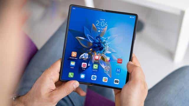 Magic V2 katlanabilir telefonunu piyasaya sürmeye hazırlanıyor