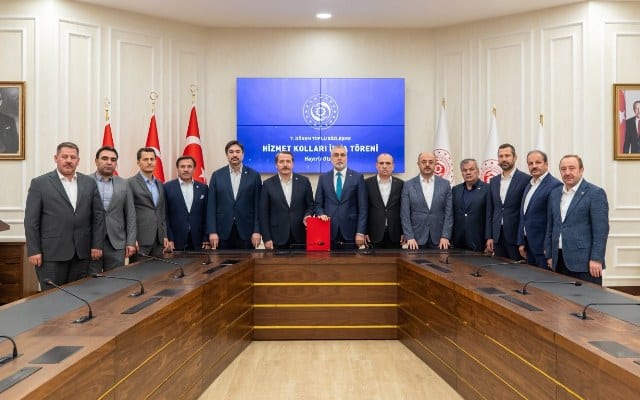 7. Dönem Kamu Toplu Sözleşmesi görüşmeleri çerçevesinde anlaşma sağlanan 11 iş kolundaki kazanımlar açıklandı.