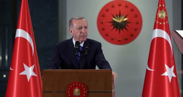 Cumhurbaşkanı Recep Tayyip Erdoğan başkanlığında bir araya gelen Kabine Toplantısı sonrası açıklamalar yapıyor.