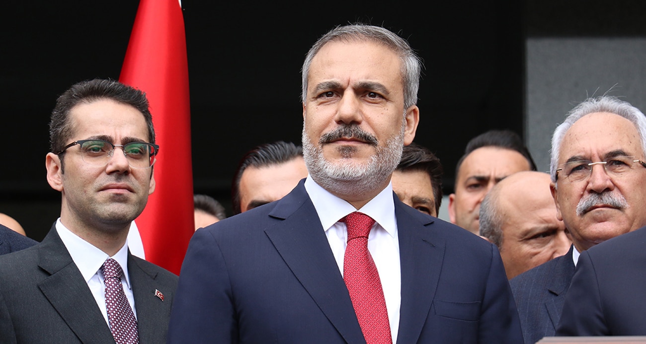 Dışişleri Bakanı Hakan Fidan, Türkiye’nin dış temsilciliklerinde büyükelçilik yapacak isimlere yeni görevlerini bildirdi.