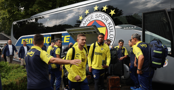 Fenerbahçe, UEFA Avrupa Konferans Ligi Play-off Turu rövanş maçı için Hollanda'ya gitti.