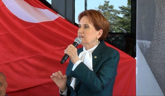 İYİ Parti Genel Başkanı Meral Akşener, Ankara’da kahvaltıda gazilerle buluştu.