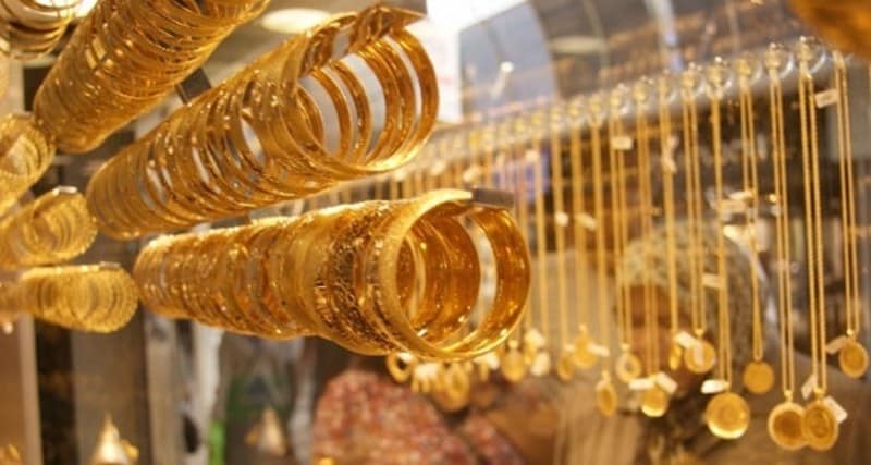 Altının gram fiyatı yeni güne 1.680 lira seviyesinden yatay seyirde başladı.