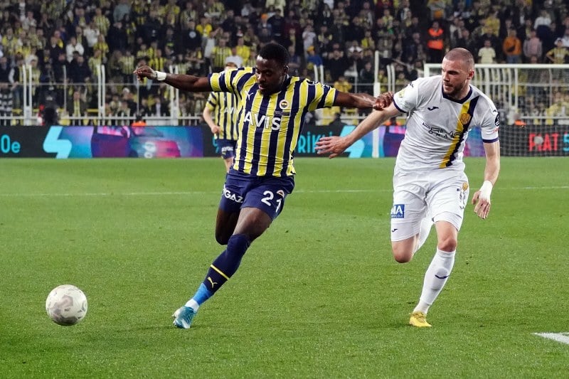 Fenerbahçe, Trendyol Süper Lig’in 4. haftasında yarın MKE Ankaragücü’ne konuk olacak. Sarı-lacivertli iki takım ligde 107. kez karşı karşıya gelecek.