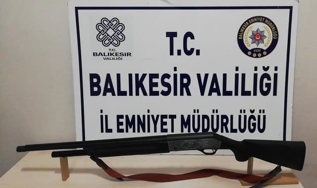 BALIKESİR'DE 99 ARANAN ŞAHISTAN, 49'U TUTUKLANDI