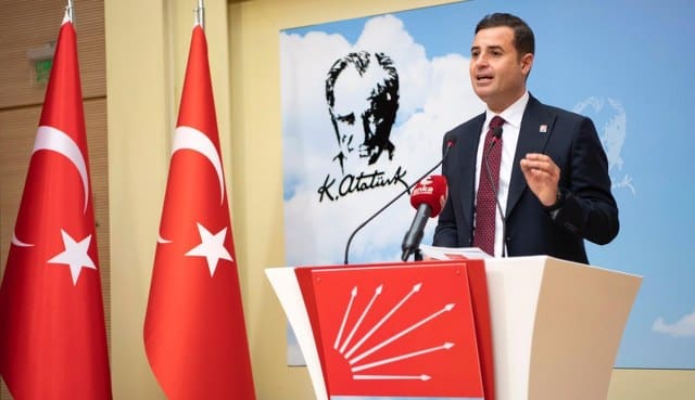 CHP Yerel Yönetimlerden Sorumlu Genel Başkan Yardımcısı Ahmet Akın, 6 Eylül Balıkesir’in Kurtuluşu dolayısıyla mesaj yayınladı.
