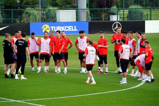 A Milli Futbol Takımı, 2024 Avrupa Şampiyonası Elemeleri (Euro 2024) D Grubu 5. maçında yarın Eskişehir'de, Ermenistan ile mücadele edecek.