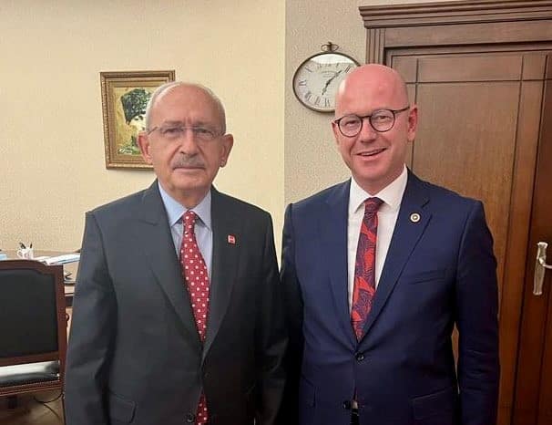 CHP Balıkesir Milletvekili Serkan Sarı, sosyal medya hesabından CHP’nin 100. yılı için bir kutlama mesajı yayınladı.