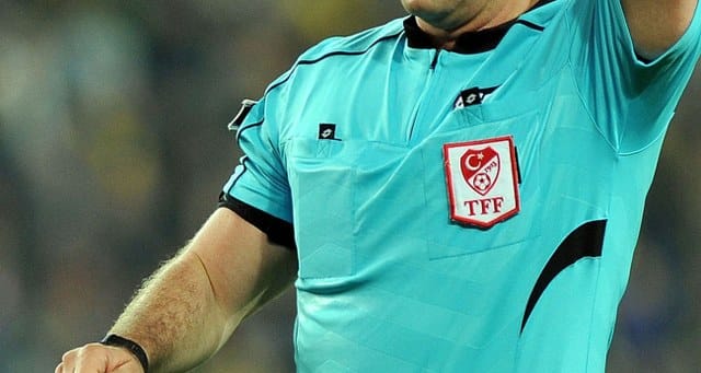 Trendyol Süper Lig’in 6. haftasında oynanacak müsabakalarda düdük çalacak hakemler açıklandı. galatasaray