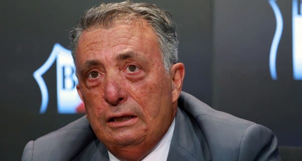 Beşiktaş Başkanı Ahmet Nur Çebi, UEFA Avrupa Konferans Ligi'nde şampiyon olarak kupayı kulüp müzelerine getirmeyi hedeflediklerini ifade etti.