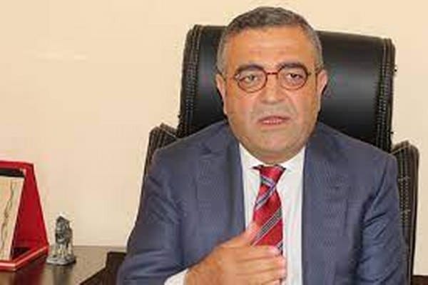 Adalet Bakanlığı, CHP'li Sezgin Tanrıkulu'nun dokunulmazlığının kaldırılması için bir fezleke hazırladı.