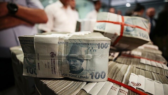 Hazine ve Maliye Bakanı Mehmet Şimşek, “KOBİ’leri kredi garanti sisteminden kullanabileceği kredi garanti limitini 100 milyon TL’den 150 milyon TL’ye artırdık”