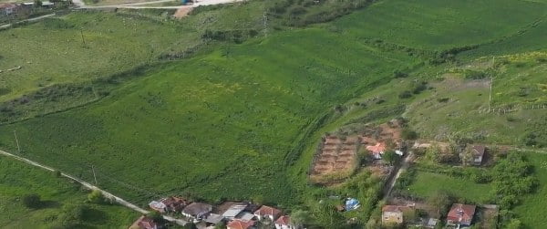 Balıkesir'in Manyas ilçesinde, 2023 yılı tarım sezonu başladı. İlçede, bu yıl 400 bin dekar alanda tarım yapılması bekleniyor.