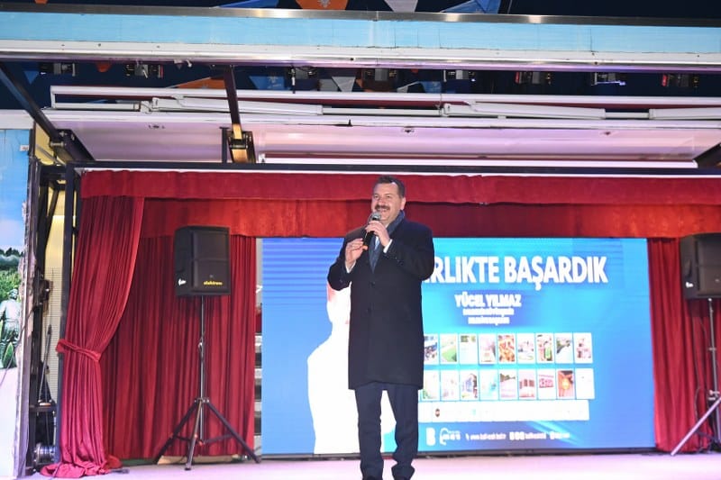 Balıkesir'de sulama ücretsiz oldu. Çiftçiler beyannamelerini 18 Mart tarihine kadar vermeleri gerekiyor. Balıkesir Büyükşehir Belediye Başkanı Yücel Yılmaz, Tarım ve Orman Bakanı İbrahim Yumaklı ile birlikte Altıeylül İlçesi Karamanköy Mahallesi'nde düzenlenen iftara katıldı ve mahalle sakinlerine önemli bir müjde verdi.