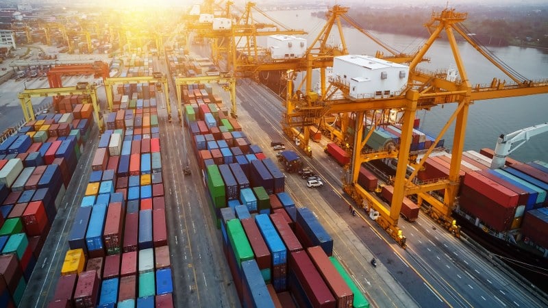 Ege İhracatçı Birlikleri, şubat ayında gerçekleştirdiği ihracatını yüzde 5 artırarak 1 milyar 505 milyon dolardan, 1 milyar 580 milyon dolara yükseltti. Türkiye İhracatçılar Meclisi verilerine göre, Ege Bölgesi
