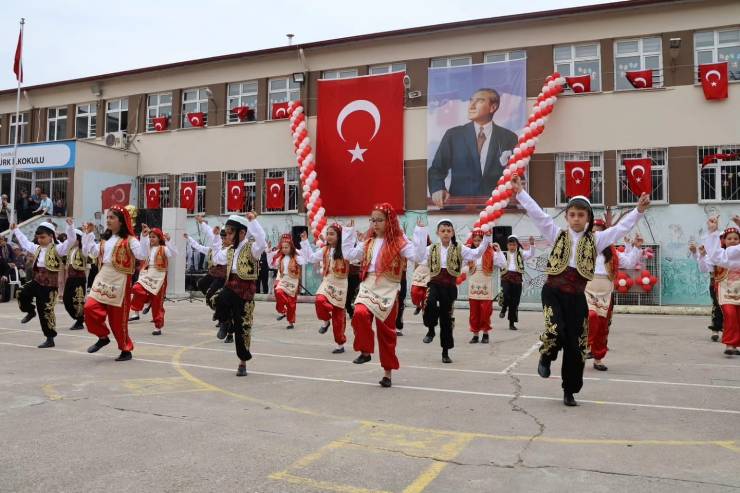 23 Nisan Ulusal Egemenlik ve Çocuk Bayramı Susurluk