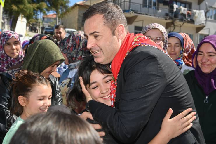 Balıkesir Büyükşehir Belediye Başkanı Ahmet Akın, Sındırgı