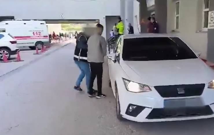 Bandırma ve Edremit'te Operasyon; 7 Gözaltı