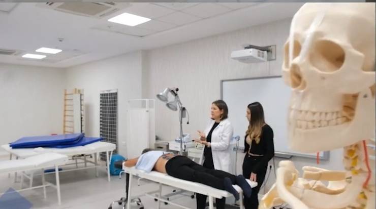 Bandırma 17 Eylül Üniversitesi, Tıp Fakültesi, temel tıp bilimleri, dahili tıp bilimleri, cerrahi tıp bilimleri, eğitim programı, çeşitlilik