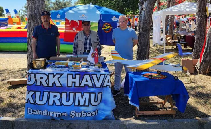Bandırma, Türk Hava Kurumu, Hava Kuvvetleri, 113. Yıldönümü, model uçak, roket kiti, THK etkinliği.