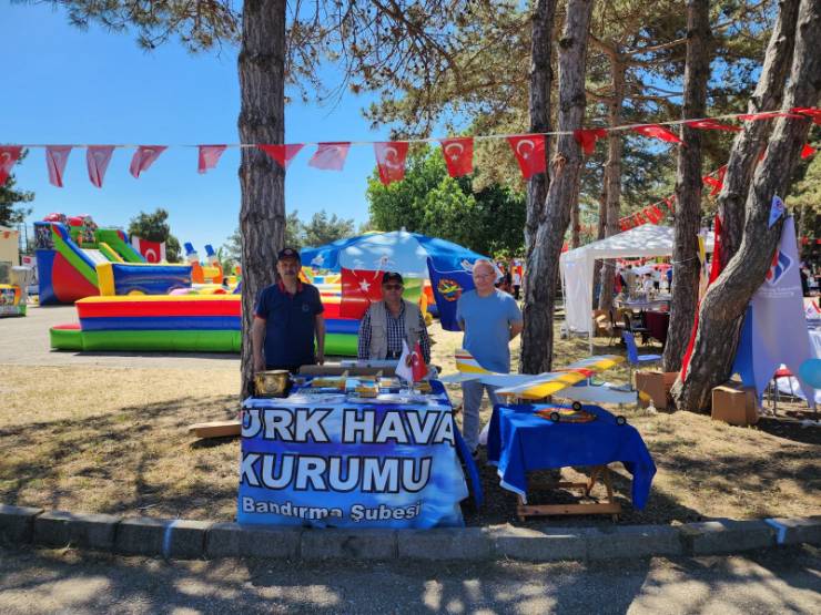 Bandırma, Türk Hava Kurumu, Hava Kuvvetleri, 113. Yıldönümü, model uçak, roket kiti, THK etkinliği.