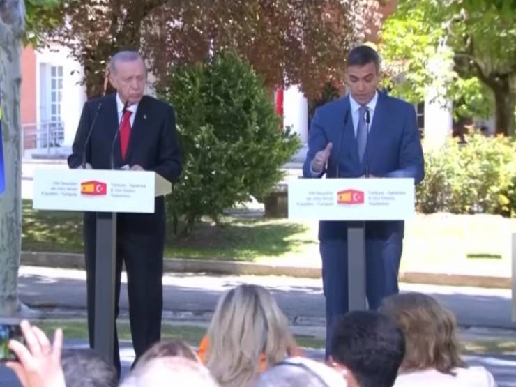 Erdoğan'ın İspanya Ziyareti Ortak Uçak Gemisi ve Denizaltı Projeleri