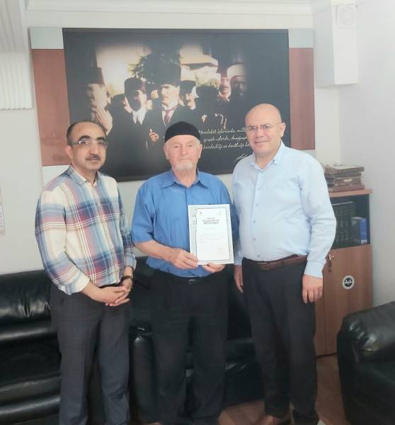 Fehmi Ocaktan'a Şükran Belgesi Verildi