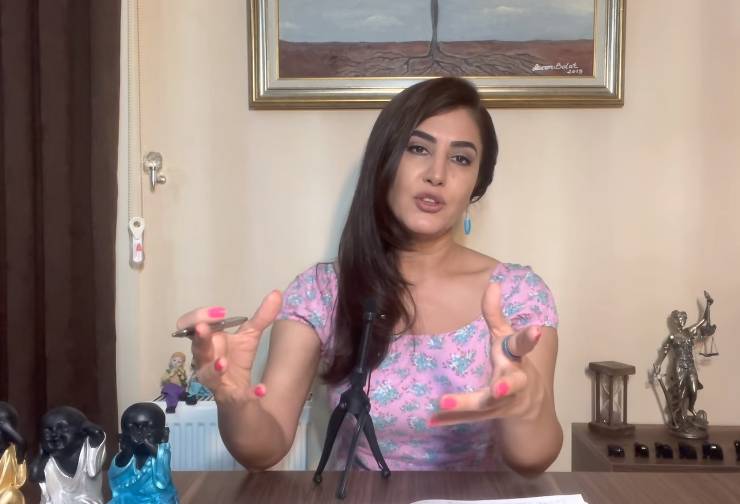 Fraksiyonasyon Tekniği ile Kadınları Etkileme Yöntemleri