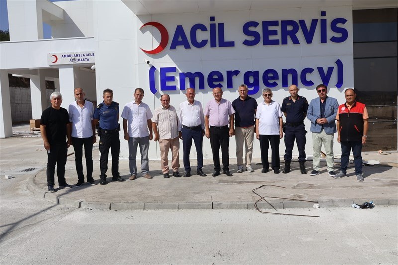 2 Yıl önce 50 milyon Lira maliyet ile temeli atılan yeni Susurluk Devlet Hastanesi’nde çalışmalar tamamlandı. Son düzenlemelerin yapıldığı hastane kısa süre içinde hizmet vermeye başlayacak. Susurluk