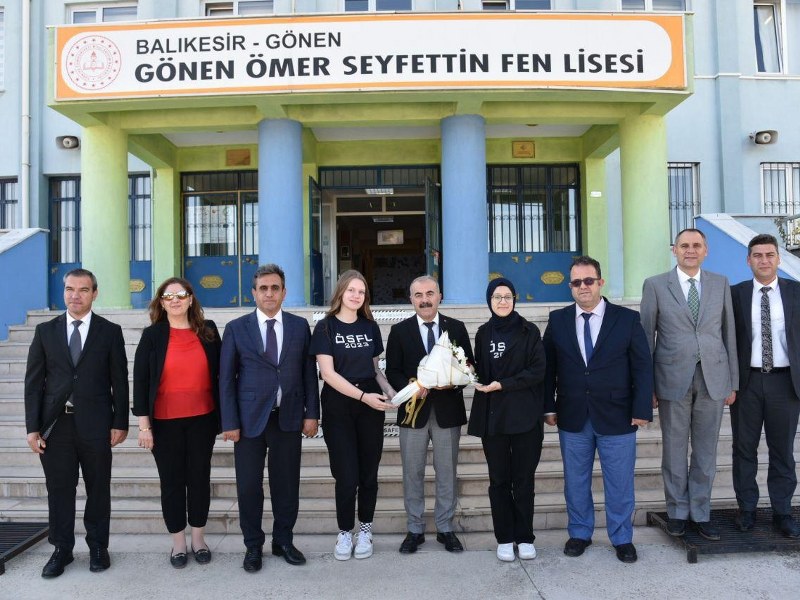 Gönen, eğitim, Murat Demir, geleceğin mimarları, Türkiye Yüzyılı, eğitim sistemi, eğitmenler, belgesel