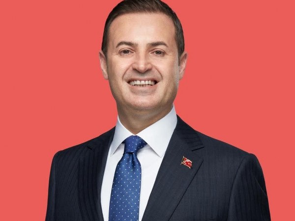 AHMET AKIN, BALIKESİR’DE CHP’Yİ ZİRVEYE TAŞIDI