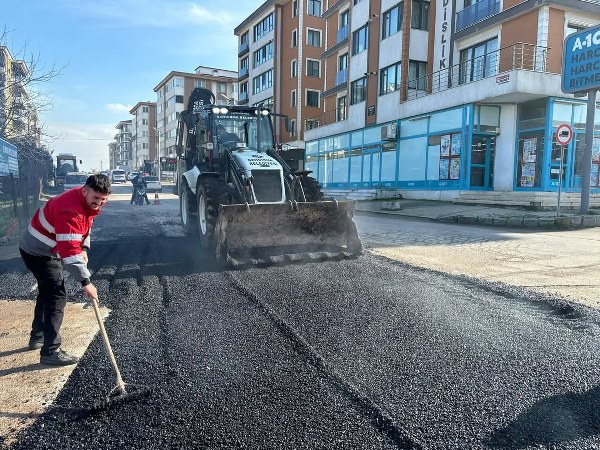 Bandırma Belediyesi, Kent Altyapısı ve Estetiği İçin Yoğun Çalışmalarını Sürdürüyor