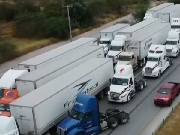 ABD, Trump, ticaret savaşı, gümrük vergisi, Kanada, Meksika, Çin, ekonomi, Justin Trudeau, misilleme, ithalat, ihracat