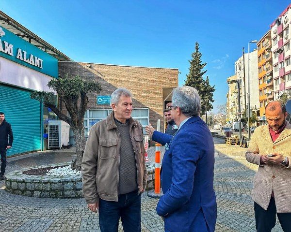 Bandırma Belediyesi, Kapalı Pazaryeri, Dursun Mirza, esnaf, hijyen, otopark düzenlemesi