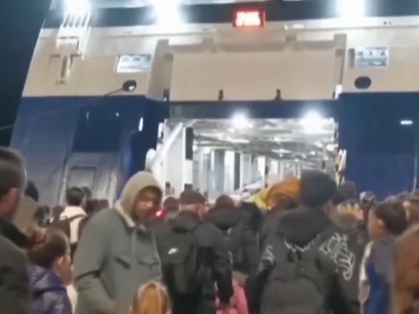 Ege Denizi’nde Deprem Fırtınası Santorini Adası’nda Panik!-7