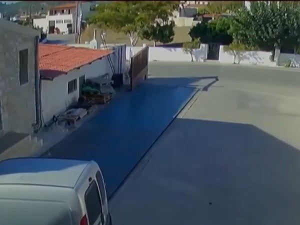 Ege Denizi’nde Deprem Fırtınası Santorini Adası’nda Panik!-7