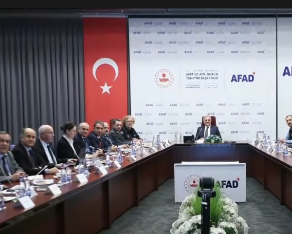 Santorini, deprem fırtınası, AFAD, tsunami, Ege Denizi