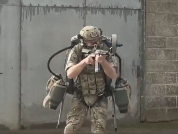 Türk Savunma Şirketi Nefer Savunma A.Ş., Çift Turbojet Motorlu Jetpack Geliştirdiğini Duyurdu