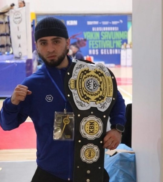 Abuzer Zülfüqarov Dünya Şampiyonu Oldu!