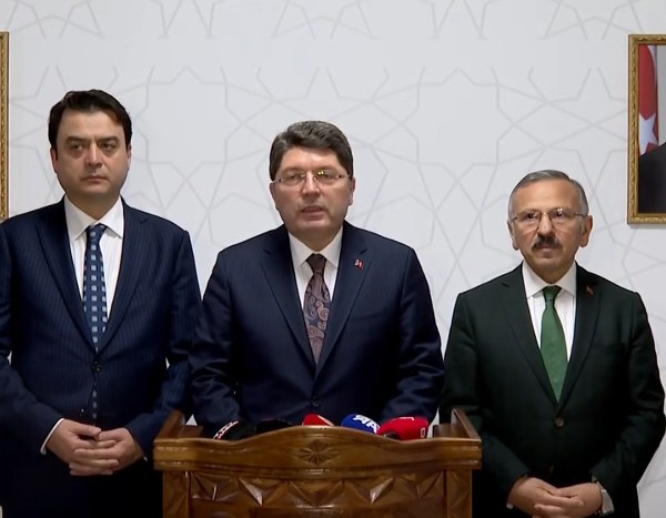 Bakan Tunç Soruşturma başladığından bu yana CHP’nin izlediği yol, yol değil
