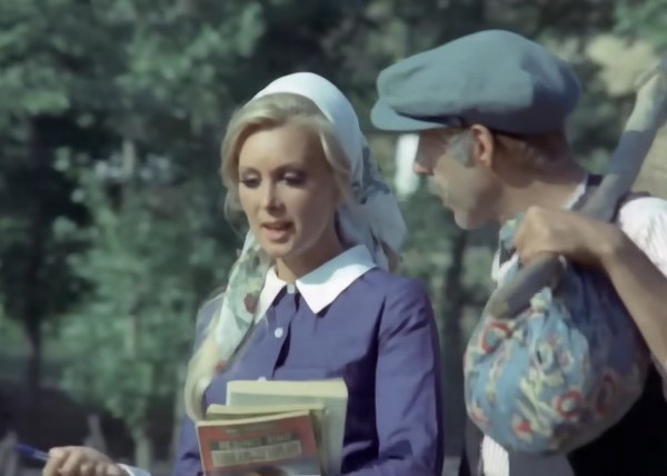 Filiz Akın, Türk sinemasının en ünlü ve başarılı oyuncularından biridir. 2 Ocak 1943