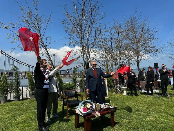 BANDIRMA, GÖRKEMLİ HATIRALARA EV SAHİPLİĞİ YAPTI (3)
