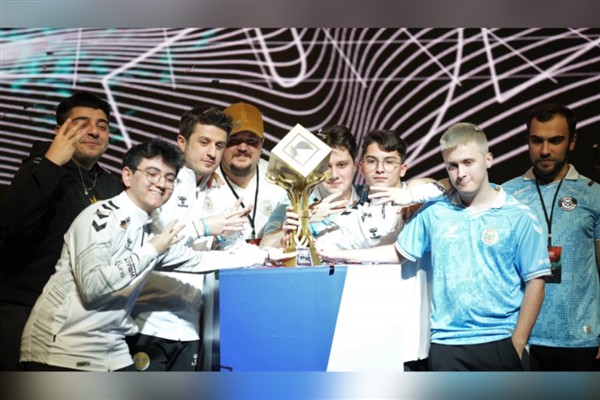 1215307332