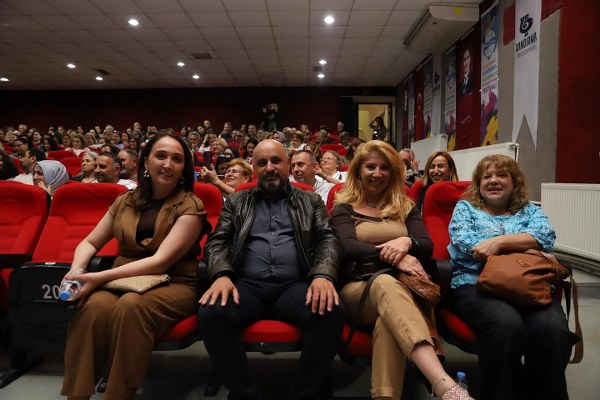 34. BANDIRMA KUŞCENNETİ FESTİVALİ TİYATROYLA COŞTU