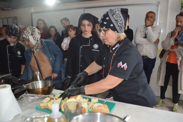 Ayvalık'ta Sıfır Mutfak Projesi (1)