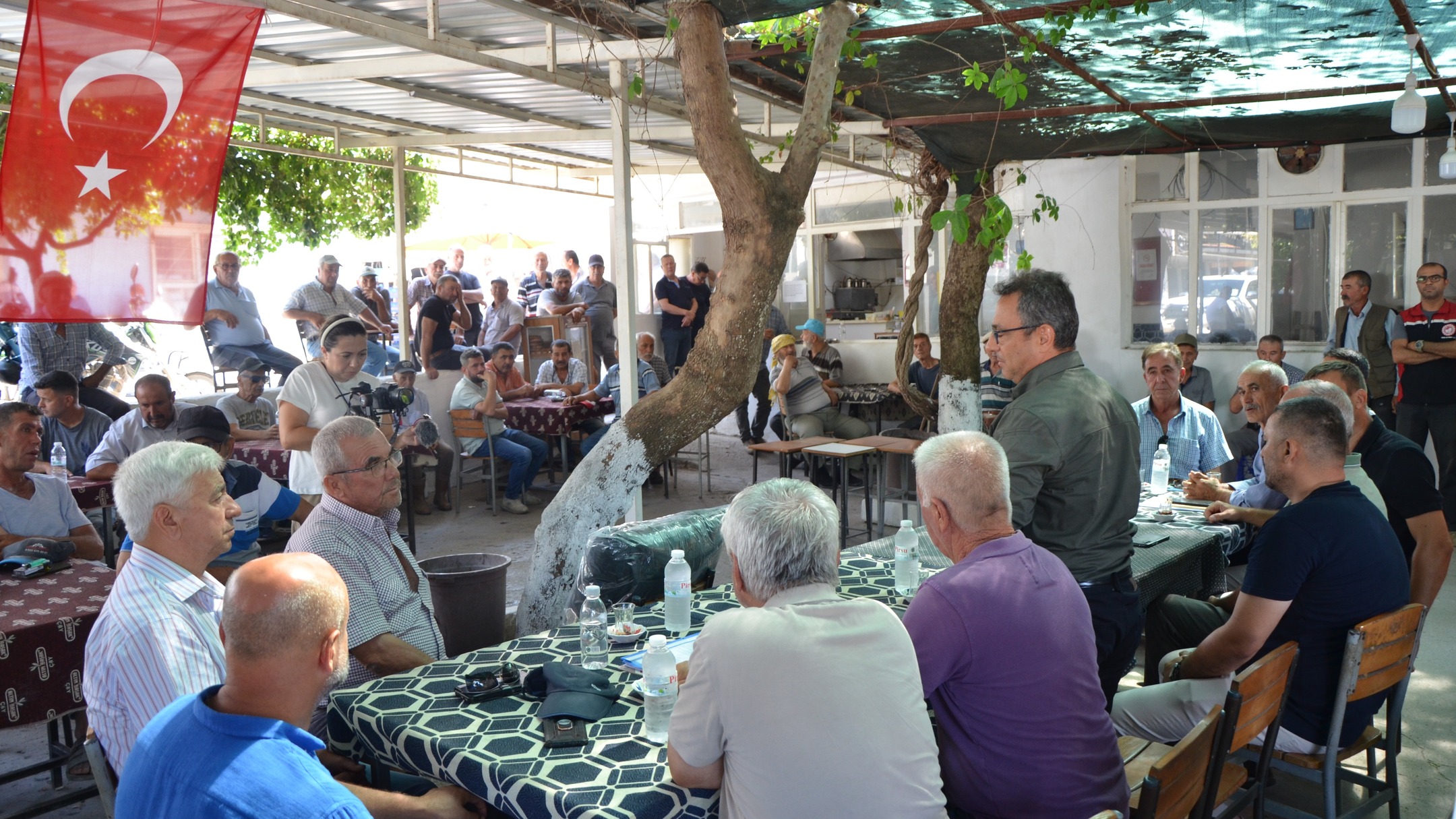 Selçuk’ta çiftçilere incir eğitimi ve hasat filesi desteği